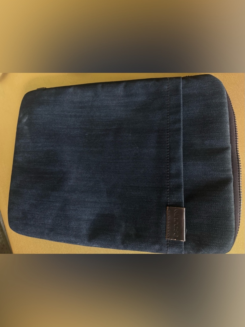 Incase laptop